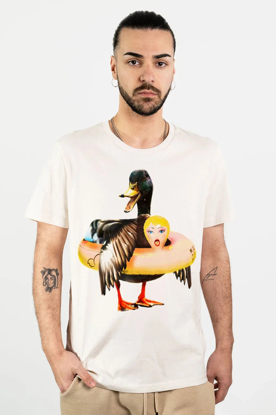 White vintage t-shirt with a mallard duck in an inflatable doll buoy NUM WEAR