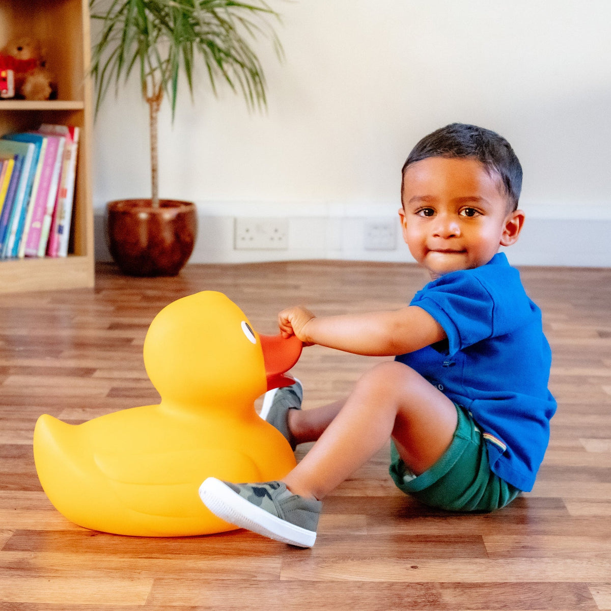 Canard Jaune de Piscine Géant