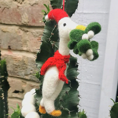 Weihnachtskugel aus Entenfilz „Christmas Quacker“