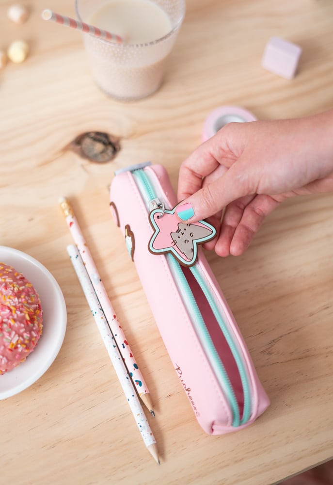 Trousse Carrée Pusheen - Rose Collection