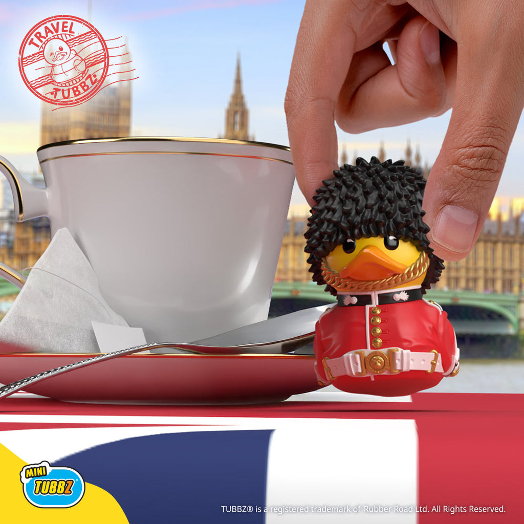 travel uk king s guards tubbz mini edition
