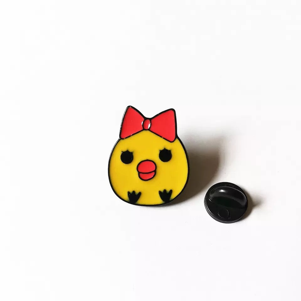 Pin's Poussin Fille