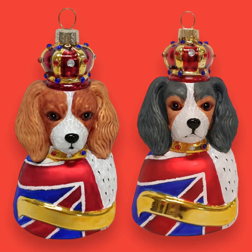 Boule de Noël Cavalier King Charles « God Save the King »