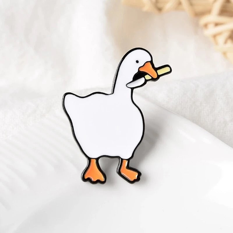 pins-canard-blanc-knife-cdb