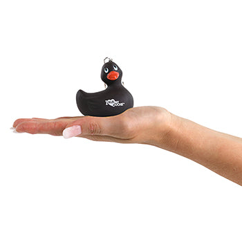 Zwarte eend sleutelhanger "I wrijf mijn duckie"