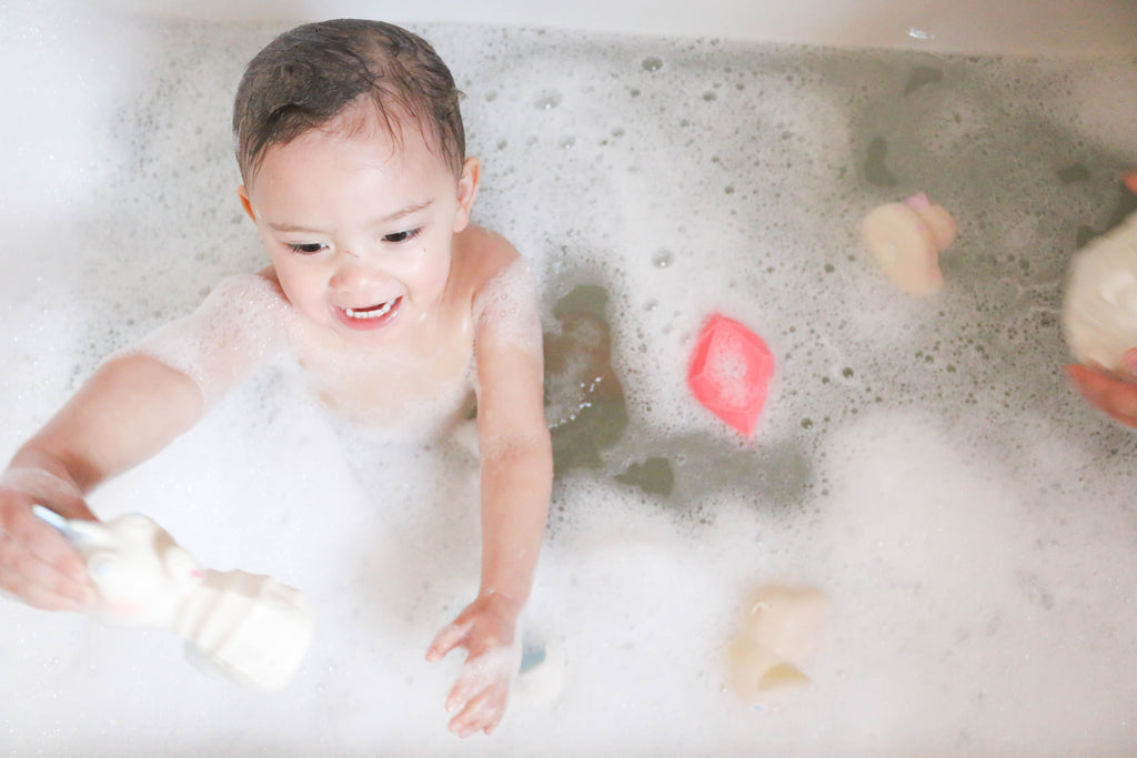 canard-a-pois-roses-oli-carol